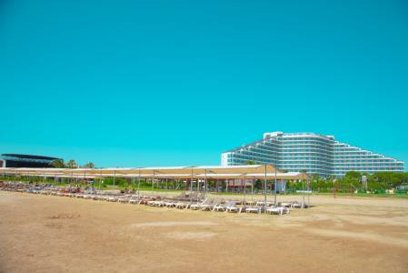VENOSA BEACH RESORT AND SPA Pools & Beach